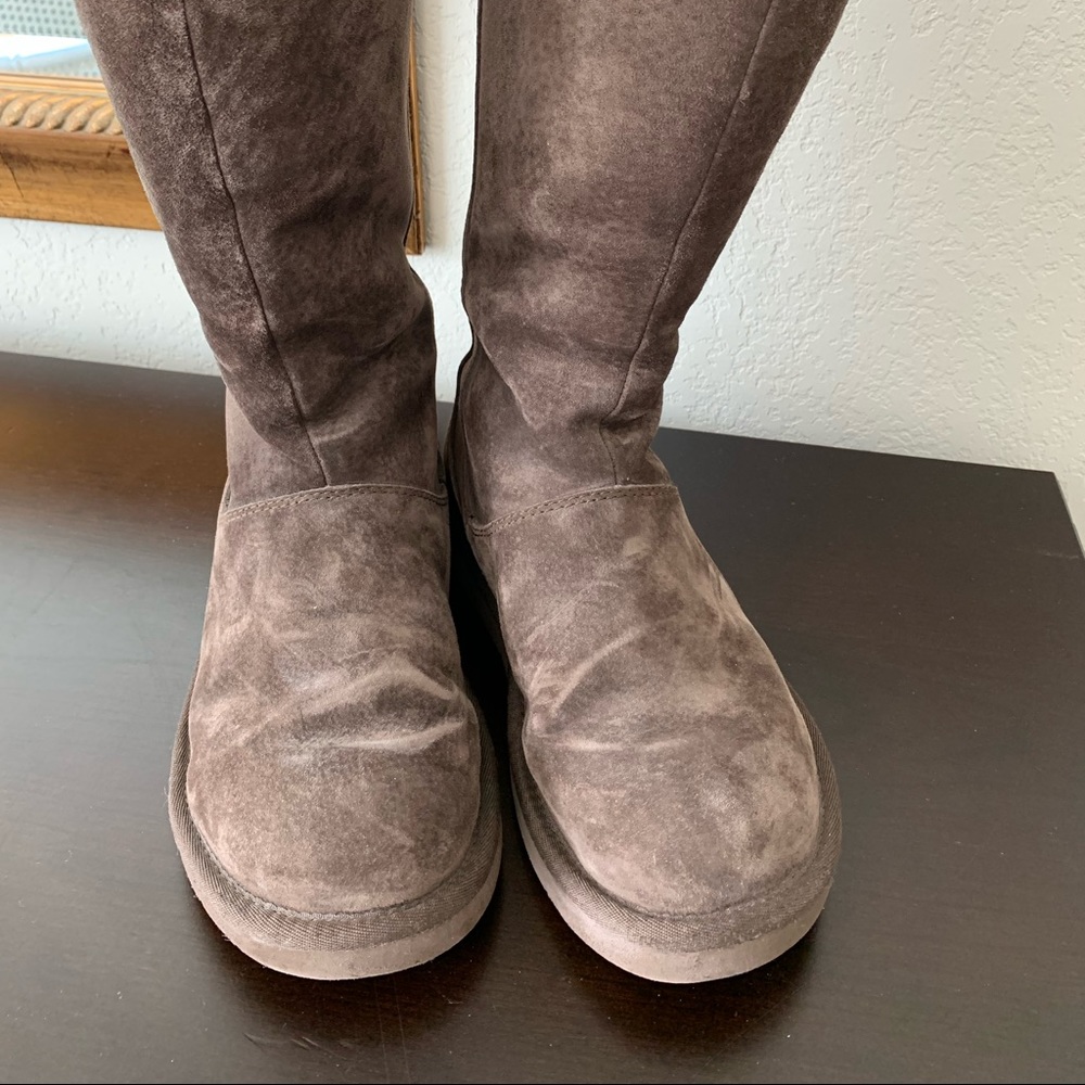 Dark Brown Zip up Ugg Boots.